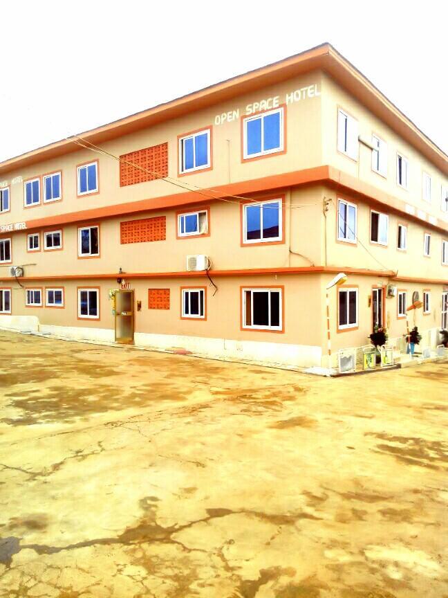 Open Space Hotel Kumasi Exterior foto